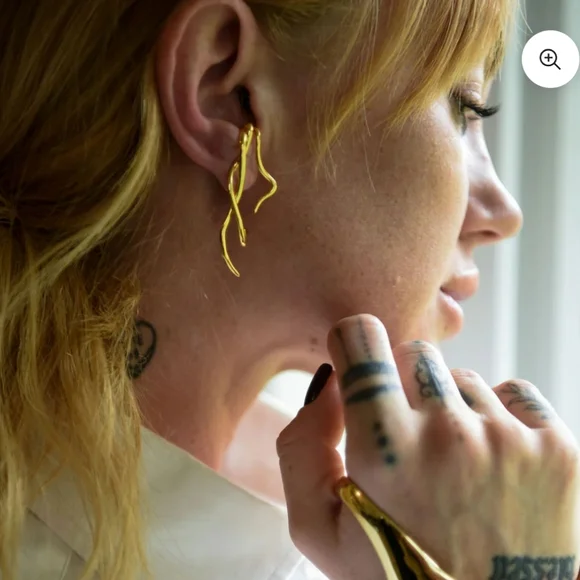 New Copacabana Medusa Gold Earrings 18k Gold Plated - Picture 2 of 7